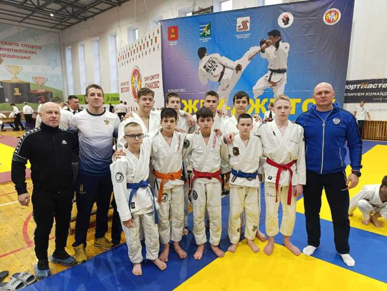 Краснодарские спортсмены привезли медали с первенства России по джиу-джитсу