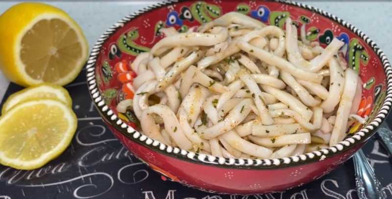 Маринованные кальмары &ndash; отличная закуска!