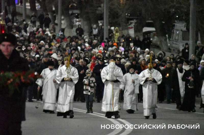 На &laquo;Бескозырке&raquo; в Новороссийске не будет традиционного многотысячного шествия по соображениям безопасности