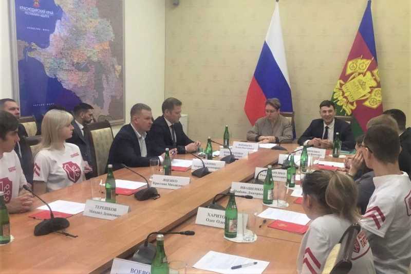 На Кубани наградили активистов «Молодежного патруля»