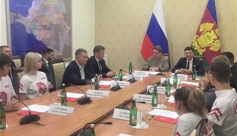На Кубани наградили активистов «Молодежного патруля»