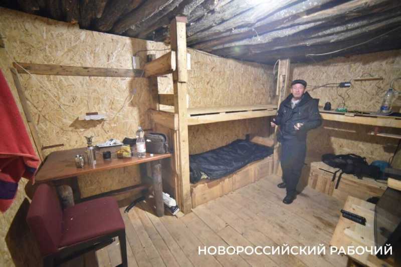 Новороссийцы передали на фронт обогреватели, термобелье, инструменты и свежие номера «Новороссийского рабочего»