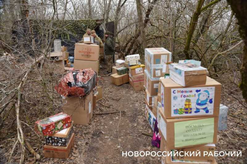 Новороссийцы передали на фронт обогреватели, термобелье, инструменты и свежие номера «Новороссийского рабочего»