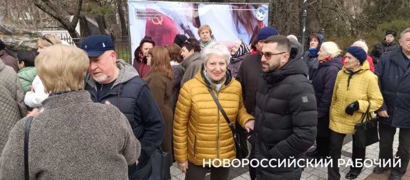 Новороссийск в моменте. Город-герой. Акция &laquo;Блокадный хлеб&raquo;