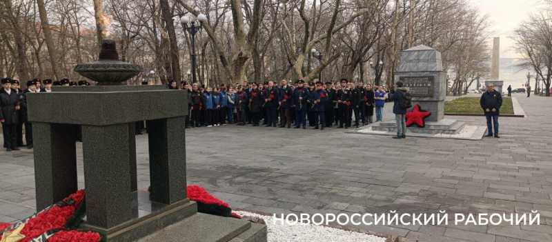 Новороссийск в моменте. Город-герой. Акция &laquo;Блокадный хлеб&raquo;