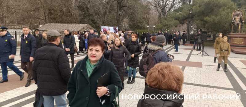 Новороссийск в моменте. Город-герой. Акция &laquo;Блокадный хлеб&raquo;