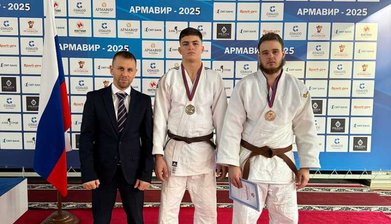 Новороссийские спортсмены стали призерами Первенства Краснодарского края по дзюдо