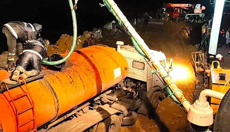 Специалисты приступили к откачке мазута из танкера «Волгонефть-239» в районе мыса Панагия