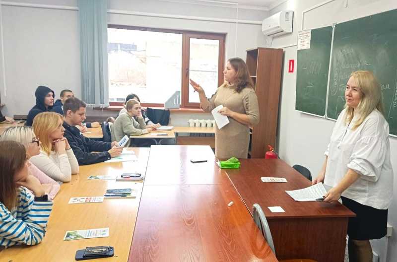 Студенты краснодарского колледжа узнали о налоговых вычетах 