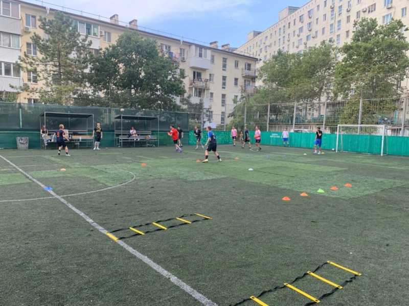 В Новороссийске бесплатно научат играть в футбол