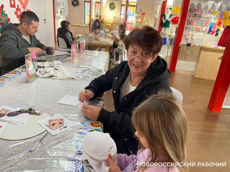 В Новороссийском центре творчества и ремесел каждый день проходят ярмарки и мастер-классы