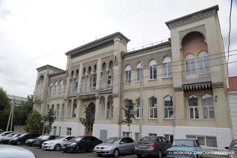 В «Татьянин день» в новороссийском политехе студенты и преподаватели поменяются местами  