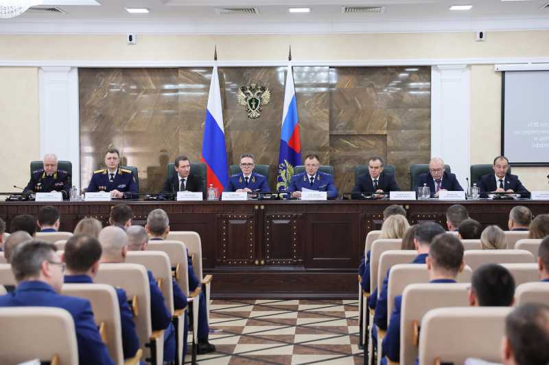 Вениамин Кондратьев принял участие в расширенном заседании коллегии краевой прокуратуры