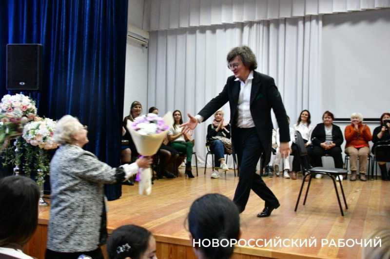 Александр Яковлев, пианист с мировым именем, дал концерт в колледже Новороссийска