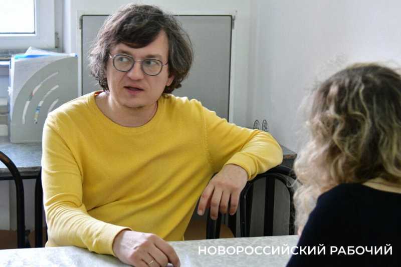 Александр Яковлев, пианист с мировым именем, дал концерт в колледже Новороссийска