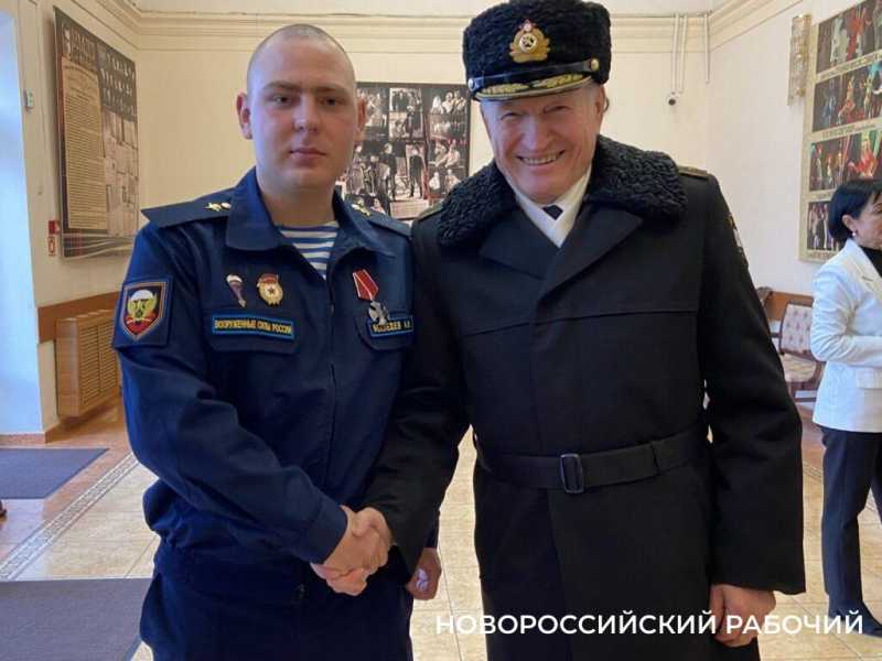 Герой России, новороссиец Дмитрий Авдонин: «Я всегда знал, что мои бойцы за мной!»