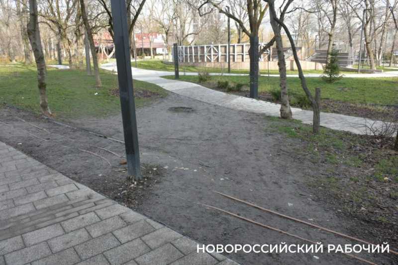 Глава Новороссийска потребовал привести парк Фрунзе в порядок. Парк передадут новому хозяину