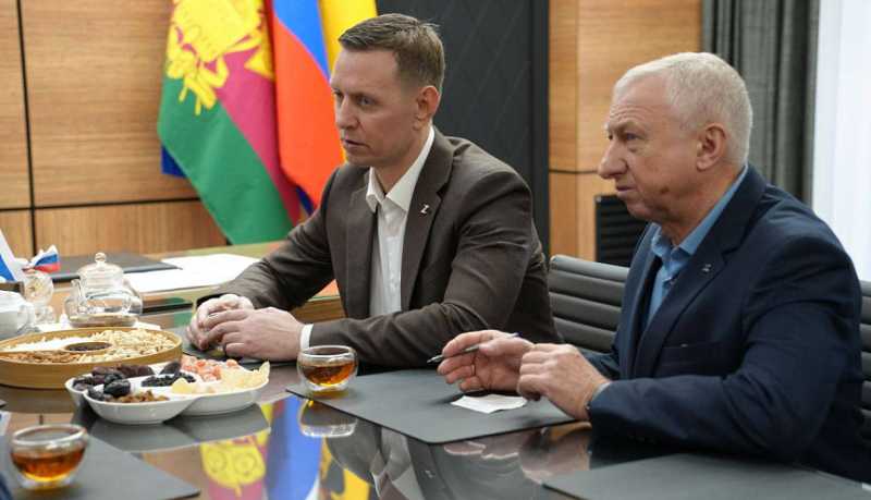 Глава Новороссийска встретился с Еленой Гавриленко, вдовой Героя Российской Федерации