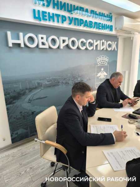 Главный вопрос – как сделать перерасчет за электроэнергию. В Новороссийске прошла «горячая линия» по вопросам ЖКХ