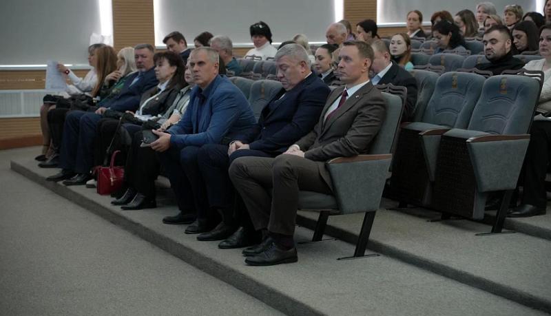 Итоги проделанной за пять лет работы подвели на конференции Новороссийского профсоюза работников государственных учреждений и общественного обслуживания