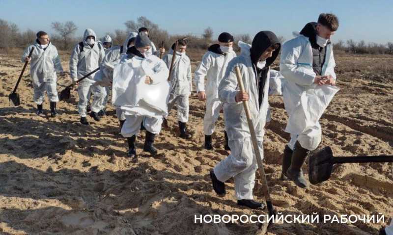 Каждый день, в 7 утра, из Новороссийска выезжают «охотники за мазутом» 
