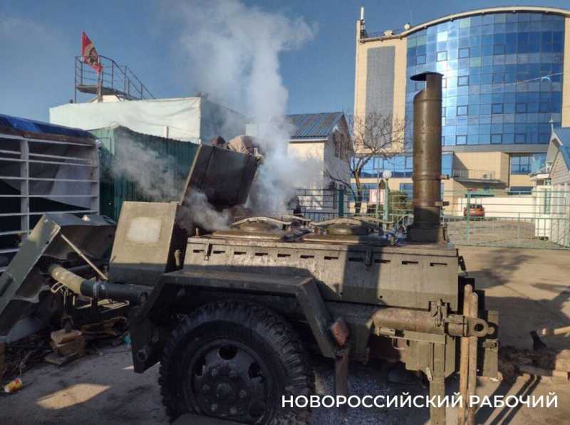 Каждый день, в 7 утра, из Новороссийска выезжают «охотники за мазутом» 