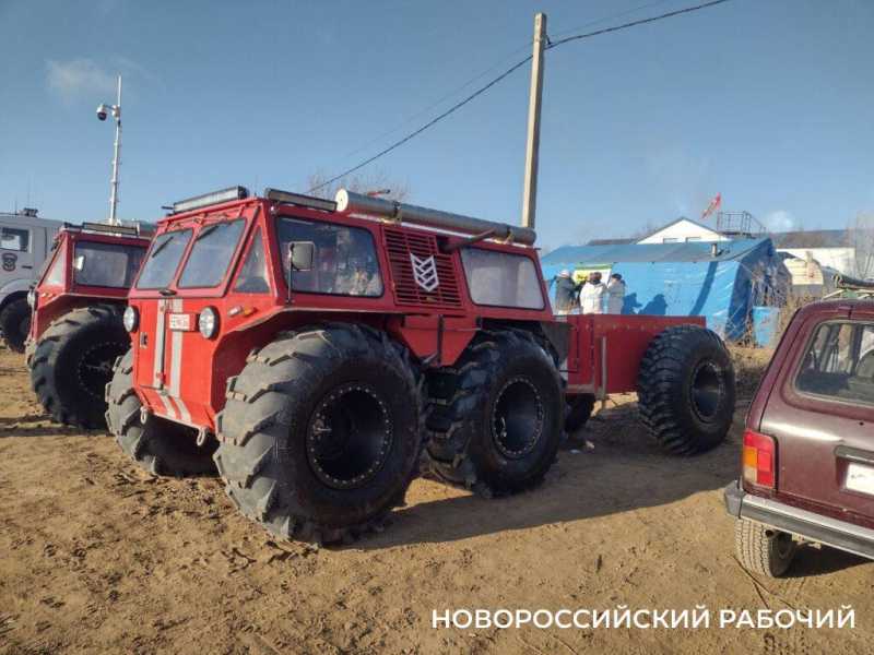 Каждый день, в 7 утра, из Новороссийска выезжают «охотники за мазутом» 