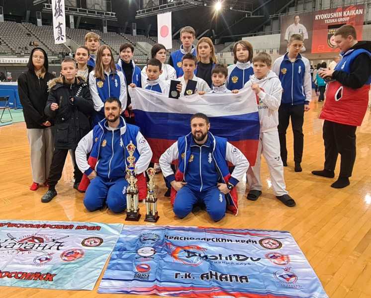 Медали Чемпионата мира в Японии — у новороссийских каратистов