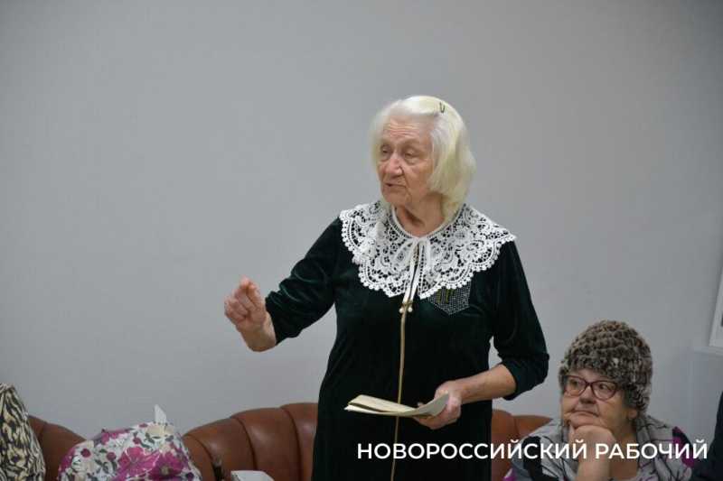 Монологи новоросссийца про Новороссийск &mdash; смешно и грустно. В &laquo;НР&raquo; прошли II &laquo;Лапинские чтения&raquo;