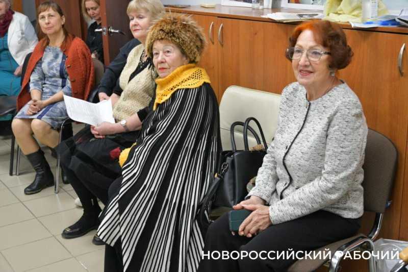 Монологи новоросссийца про Новороссийск &mdash; смешно и грустно. В &laquo;НР&raquo; прошли II &laquo;Лапинские чтения&raquo;