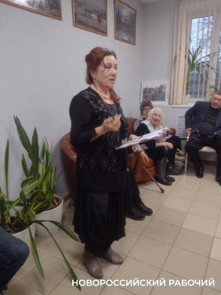 Монологи новоросссийца про Новороссийск &mdash; смешно и грустно. В &laquo;НР&raquo; прошли II &laquo;Лапинские чтения&raquo;