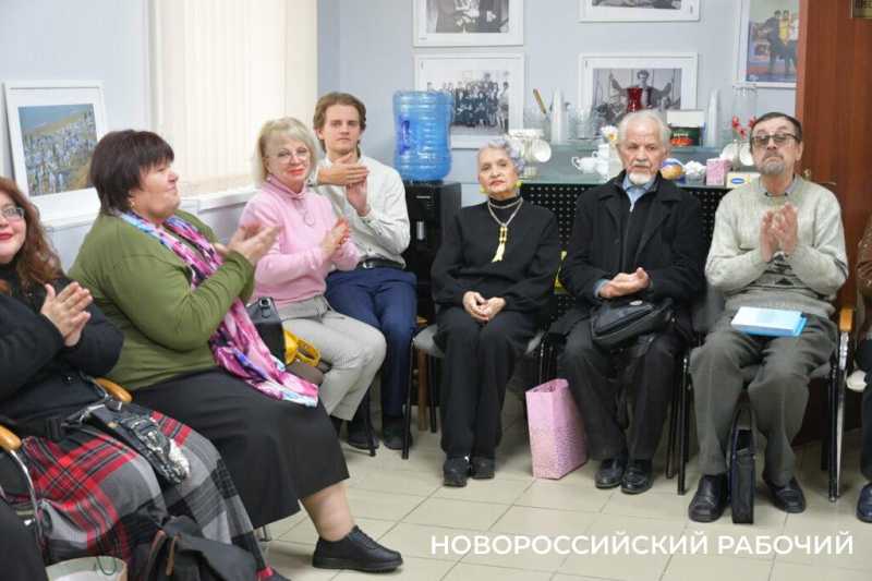 Монологи новоросссийца про Новороссийск &mdash; смешно и грустно. В &laquo;НР&raquo; прошли II &laquo;Лапинские чтения&raquo;