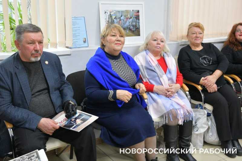 Монологи новоросссийца про Новороссийск &mdash; смешно и грустно. В &laquo;НР&raquo; прошли II &laquo;Лапинские чтения&raquo;