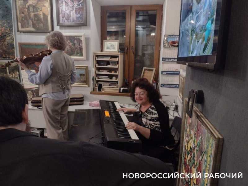 Московская скрипачка Татьяна Бреславская дала в Новороссийске концерт для избранных