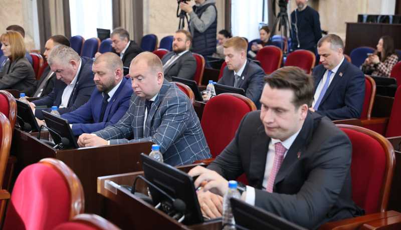 На возведение и реконструкцию социально значимых объектов Краснодарского края дополнительно направят 17,4 миллиарда рублей
