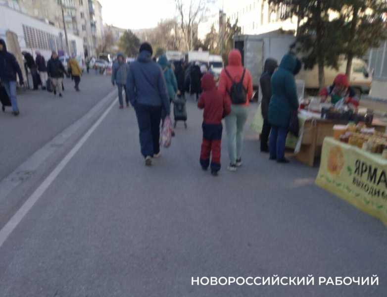 Норд-ост не сорвал субботнюю ярмарку в Новороссийске