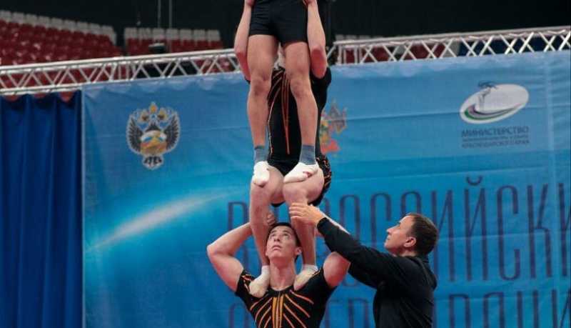 Новороссийские акробаты стали призерами Первенства и Чемпионата ЮФО