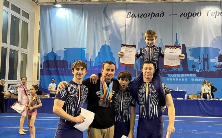Новороссийские акробаты стали призерами Первенства и Чемпионата ЮФО