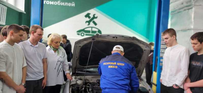 Новороссийский колледж за свои деньги купил оборудование для обучения автомехаников