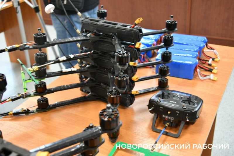 Новороссийский «Союз патриотов» передал на фронт десять дронов
