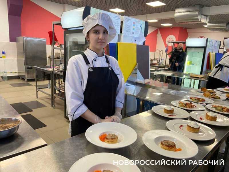Общепиту Новороссийска грозит кадровый голод. Можно ли его утолить?