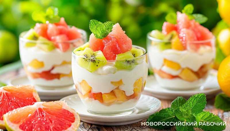 Полезный десерт из круглогодичных фруктов и творога