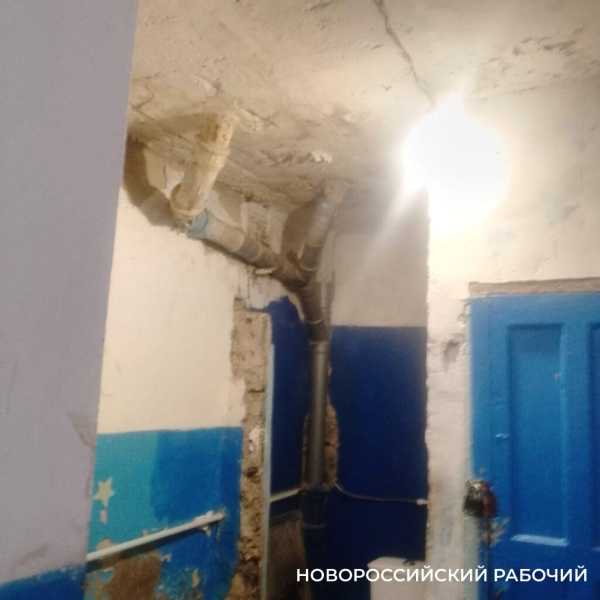 «Помогите нам, мы замерзаем!» Жители Новороссийска и пригородов как могут выживают в холодных домах