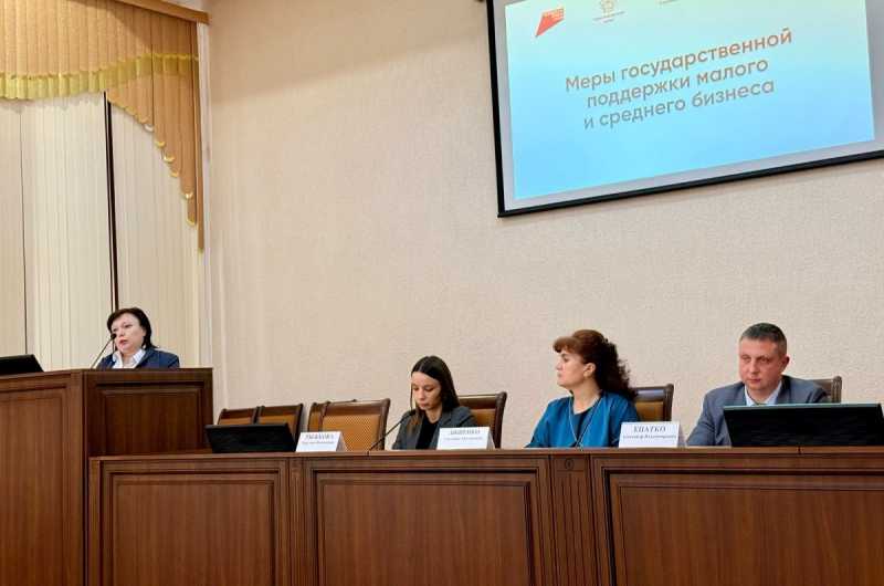 Семинар по вопросам применения специальных налоговых режимов прошел в Динском районе