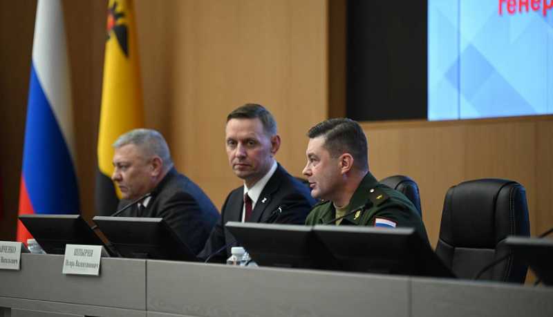 Старшеклассникам Новороссийска рассказали о перспективах обучения в Краснодарском высшем военном училище имени генерала армии С.М. Штеменко