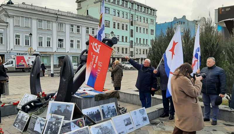 В Москве почтили память героических воинов-малоземельцев