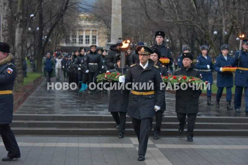 В Новороссийске началась акция «Бескозырка-2025». Рассказываем, как проходила первая, 57 лет назад