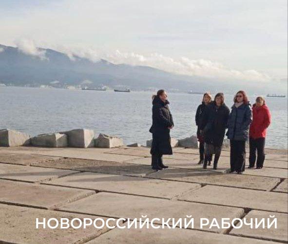 В Новороссийске погода экскурсоводам не помеха
