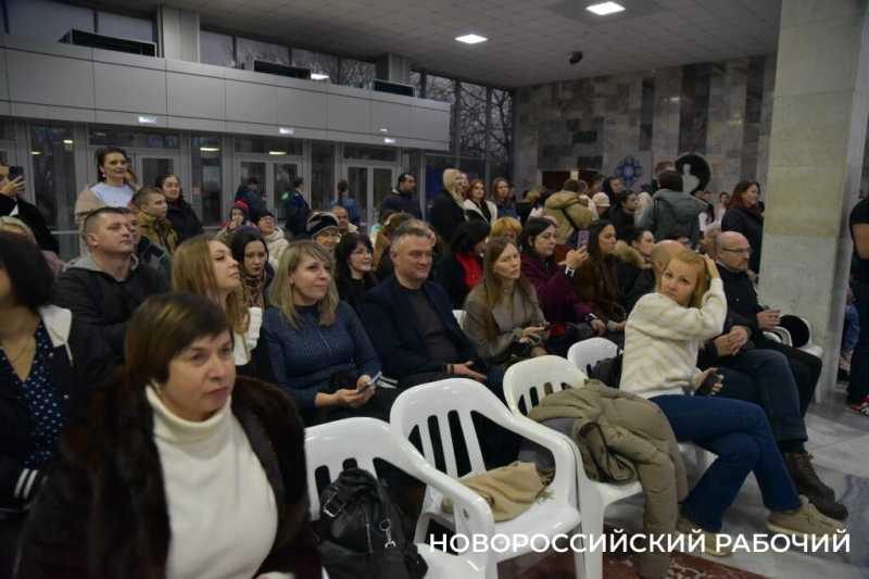 В Новороссийске прошел традиционный Сретенский бал!