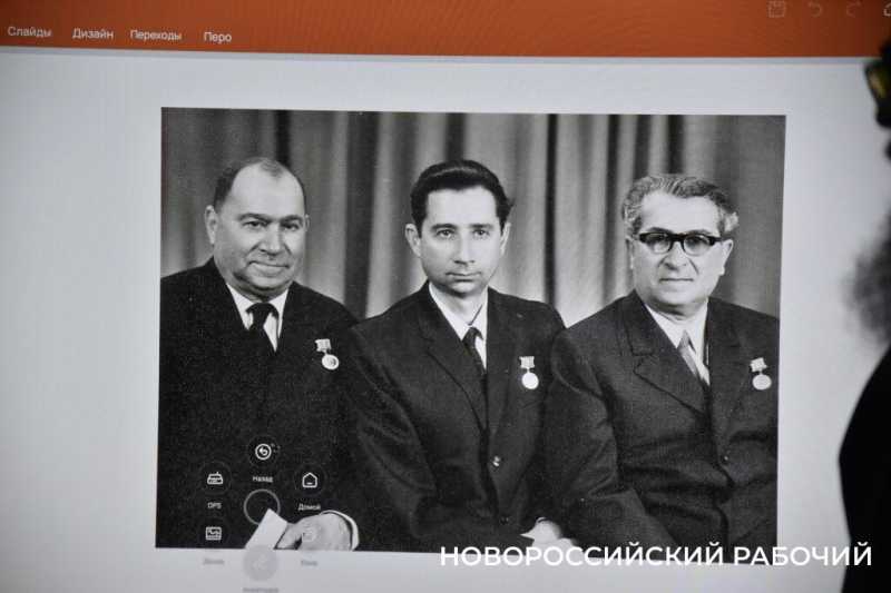 В Новороссийске прошел вечер памяти легендарного Учителя Новороссийска